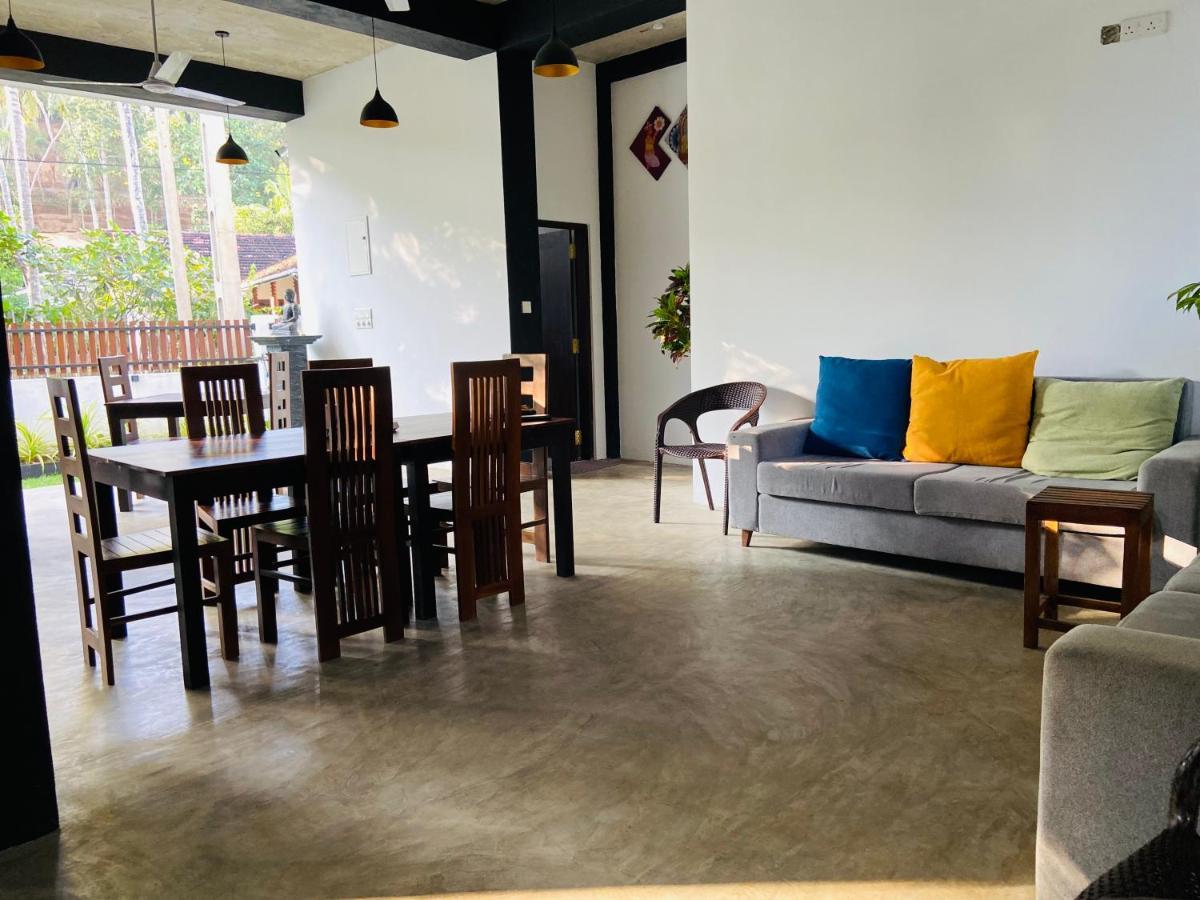 The Atrium Hiriketiya Hotel Dikwella Bagian luar foto