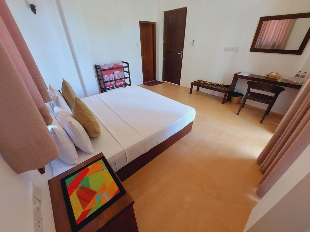 The Atrium Hiriketiya Hotel Dikwella Bagian luar foto